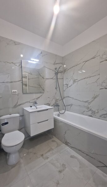 Metrou Pacii, 2 camere cu gradina de 150 mp, comision 0%